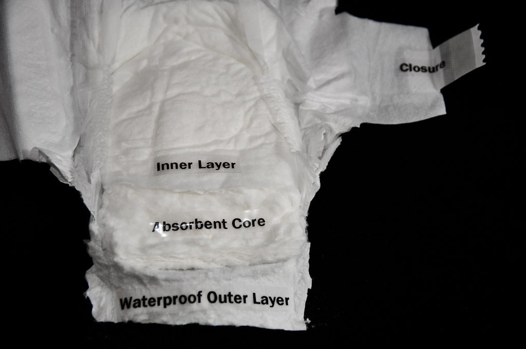 ingredients in pampers diapers