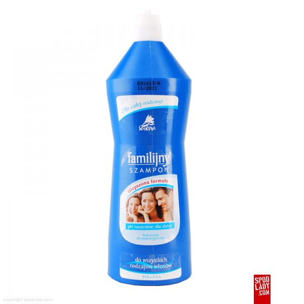 szampon familijny w niebieskiej butelce