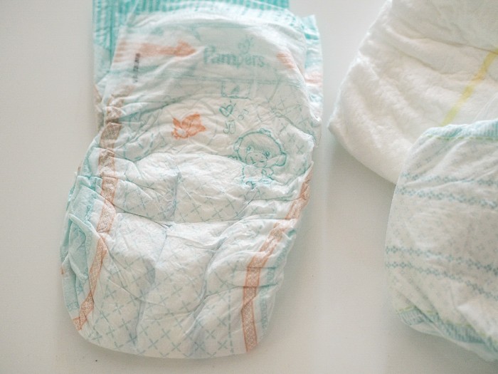 pampers premium cre zielone i biale