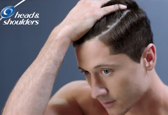 szampon do włosów w reklamie z lewandowskim