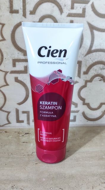 cien szampon regenerujacy z keratyną